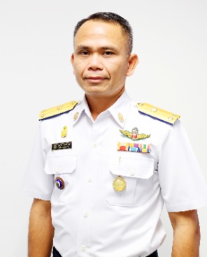 นายแสงชัย ต้นทัพไทย